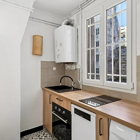 Charming Apt, Metro 4 & Rer B, 6 Guests, Cdg Access, 1-2 Париж