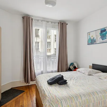 公寓 Charming Apt, Metro 4 & Rer B, 6 Guests, Cdg Access, 1-2 *