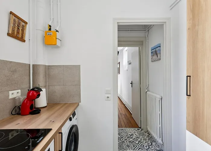 Charming Apt, Metro 4 & Rer B, 6 Guests, Cdg Access, 1-2 Апартаменты