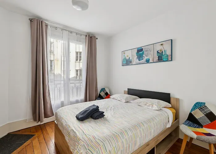 Charming Apt, Metro 4 & Rer B, 6 Guests, Cdg Access, 1-2 * Paris