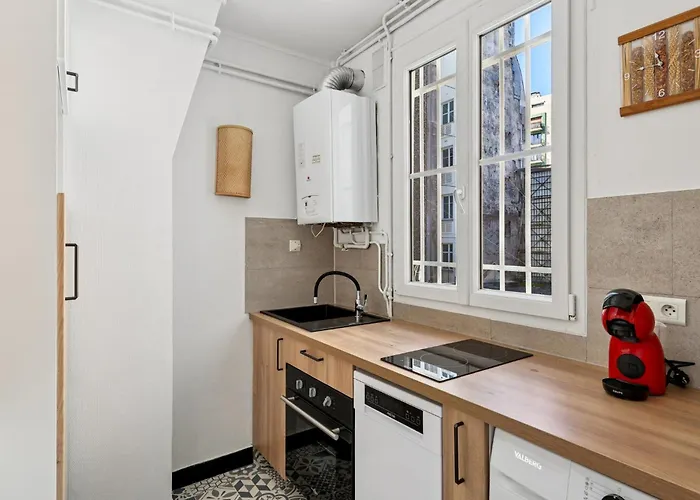 Charming Apt, Metro 4 & Rer B, 6 Guests, Cdg Access, 1-2 Paris