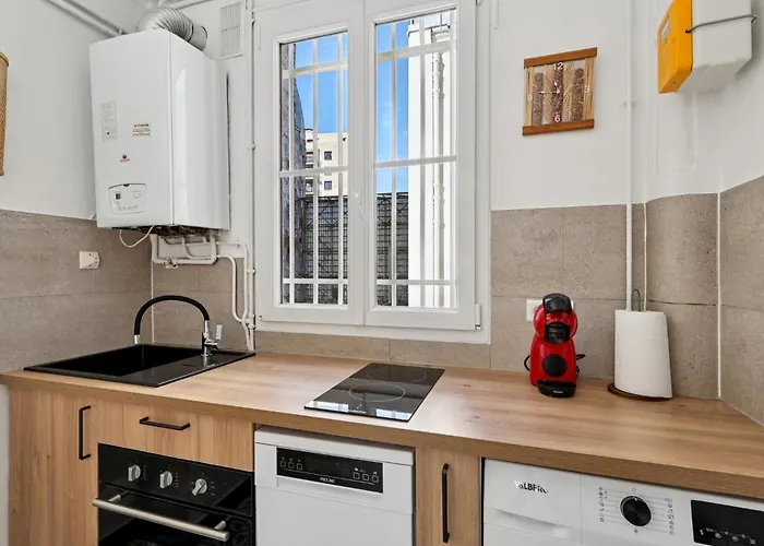 Charming Apt, Metro 4 & Rer B, 6 Guests, Cdg Access, 1-2